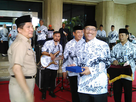 Pencarian PGRI Gayo Lues - Persatuan Guru Republik Indonesia Cabang Gayo Lues